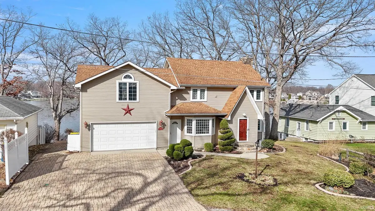 1080 Lane 210 Hamilton Lake, Hamilton, IN 46742 - #1