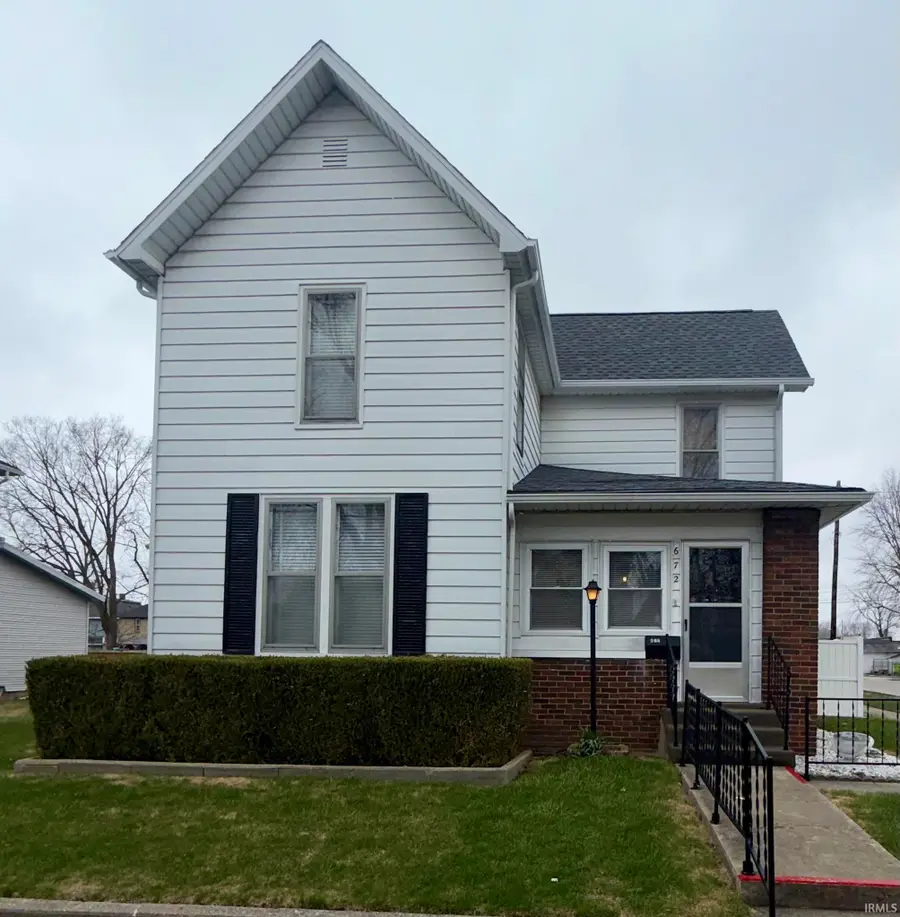 672 E Franklin Street, Huntington, IN 46750 - #2