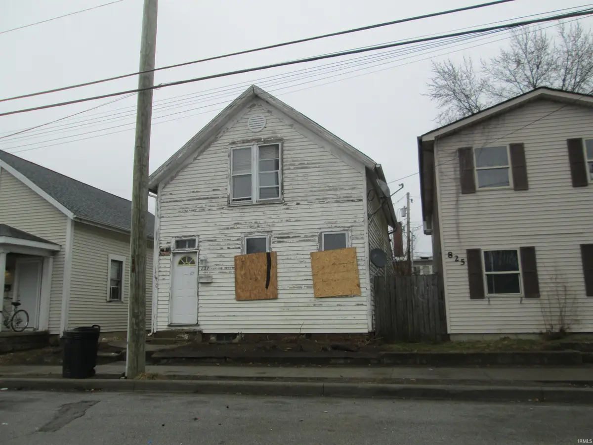 827 N 13th Street, Lafayette, IN 47904 - #1