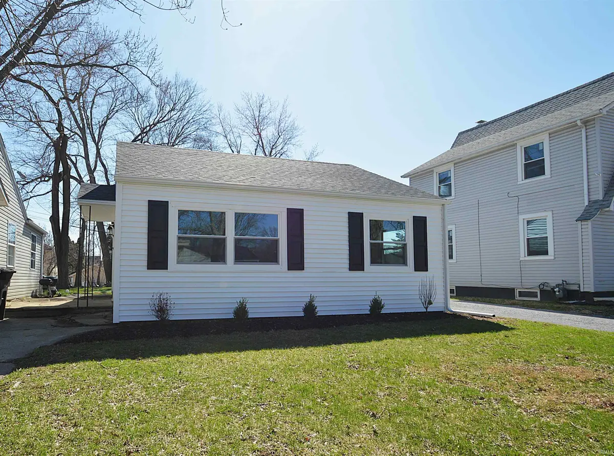 1304 Clara Avenue, Fort Wayne, IN 46805 - #1