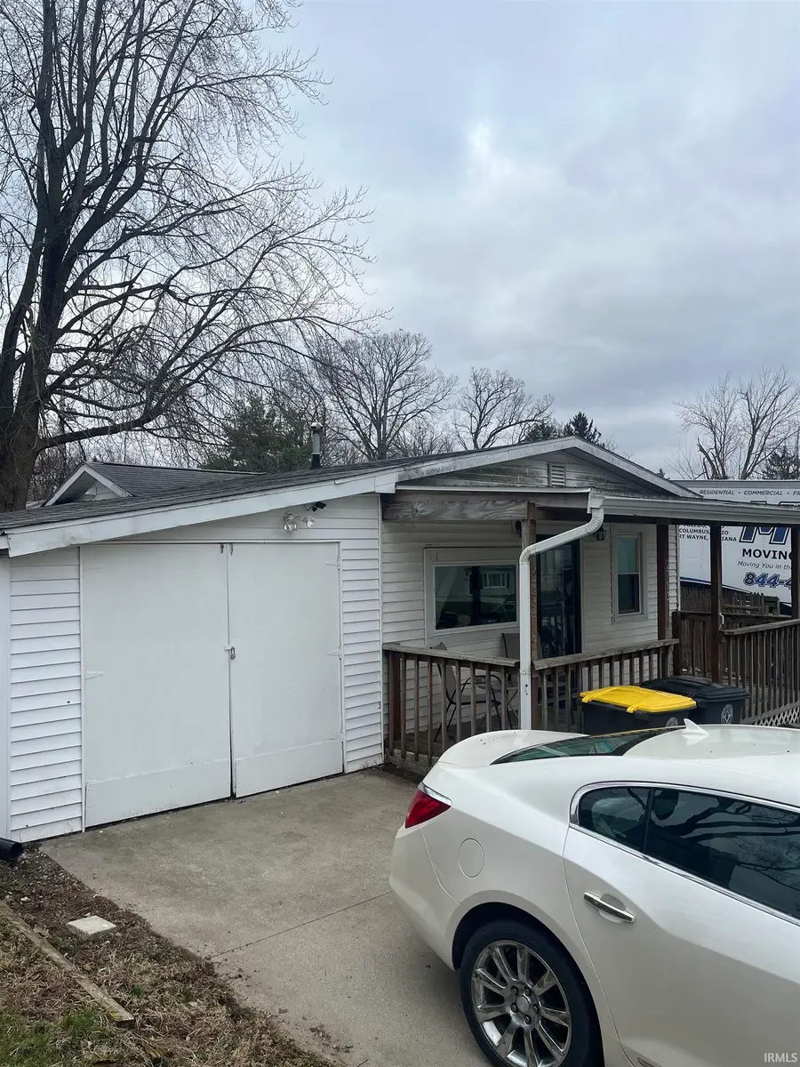 2713 Prairie Grove Drive Drive, Fort Wayne, IN 46809 - #2