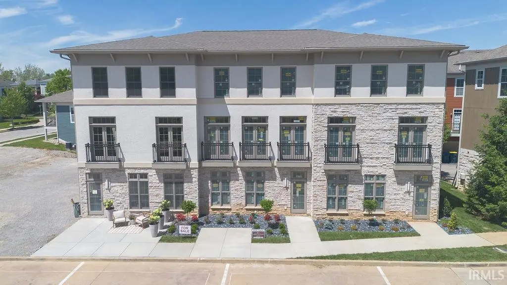 1534 S Piazza Drive, Bloomington, IN 47401 - #1