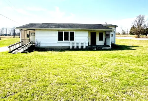 3707 Tunnelton Road, Bedford, IN 47421