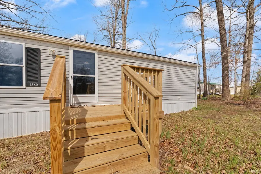 1260 E County Line Rd Ne, Palmyra, IN 47164 - #3