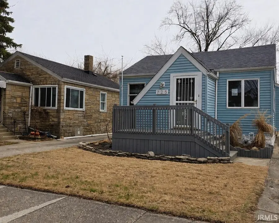 725 Lillian Avenue, Fort Wayne, IN 46808 - #2