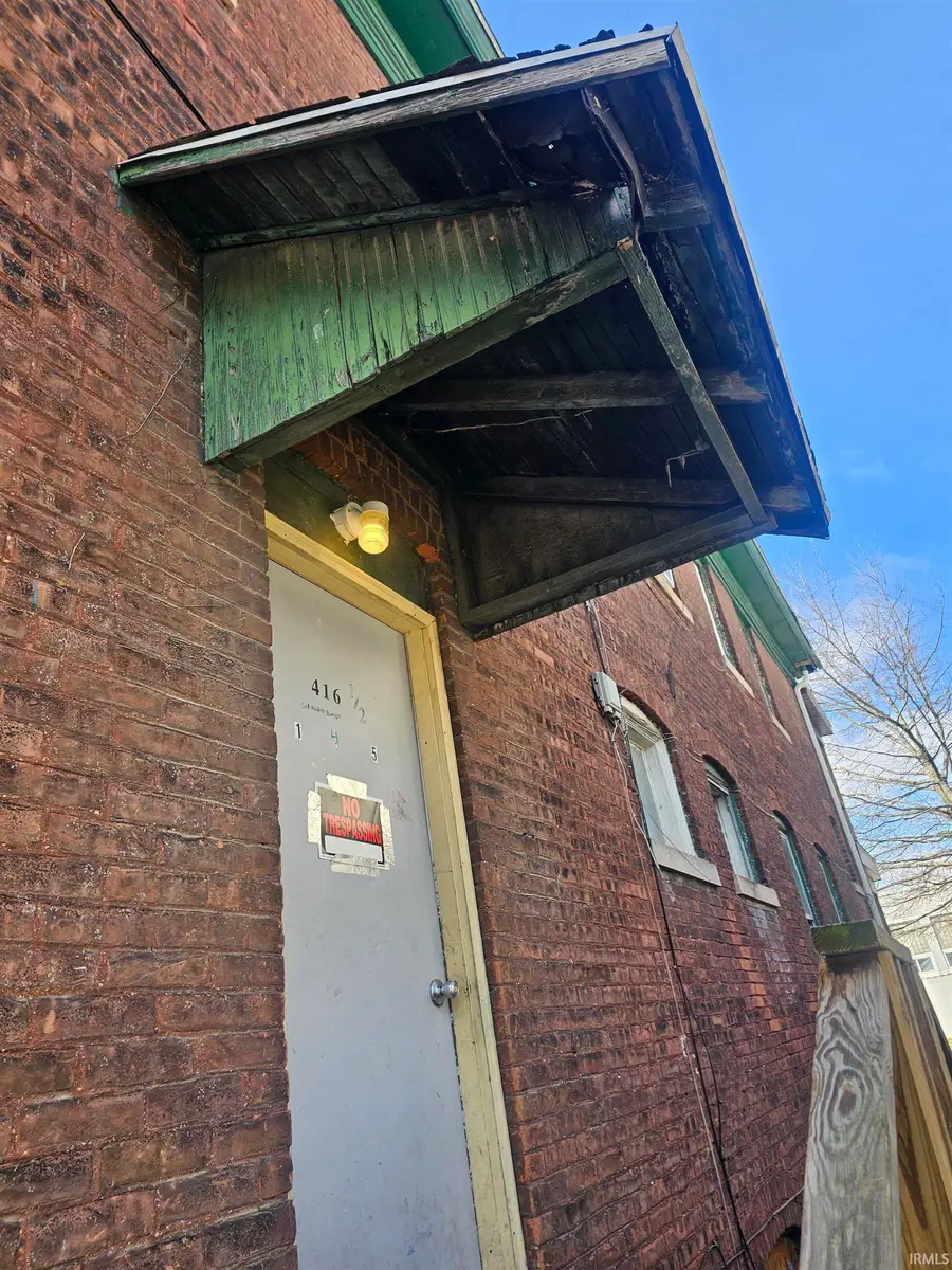 416 S 5th Street, Terre Haute, IN 47807 - #3