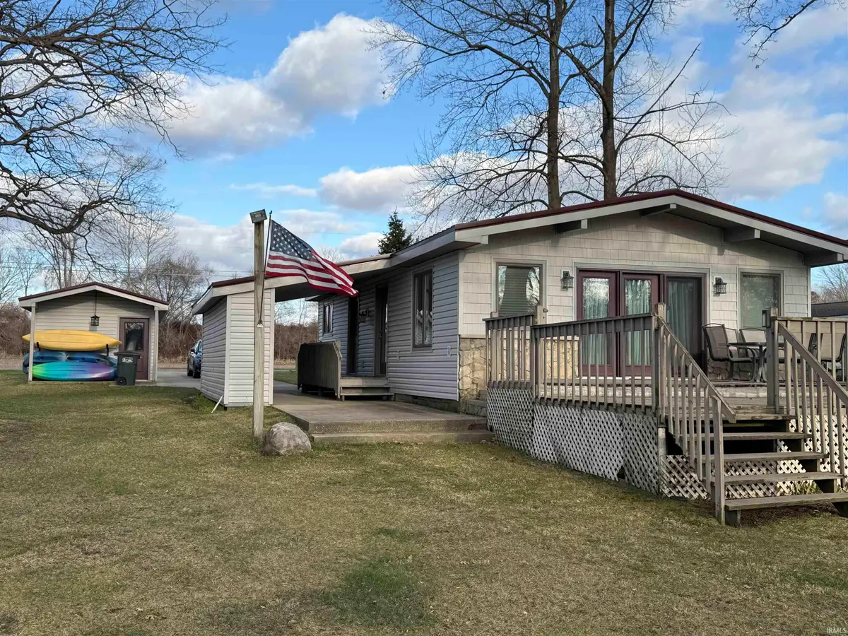 6420 S 085 E, Wolcottville, IN 46795 - #1