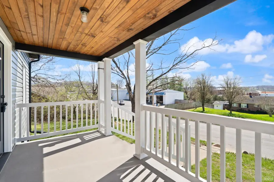 118 W Thornton Street, Paoli, IN 47454 - #3