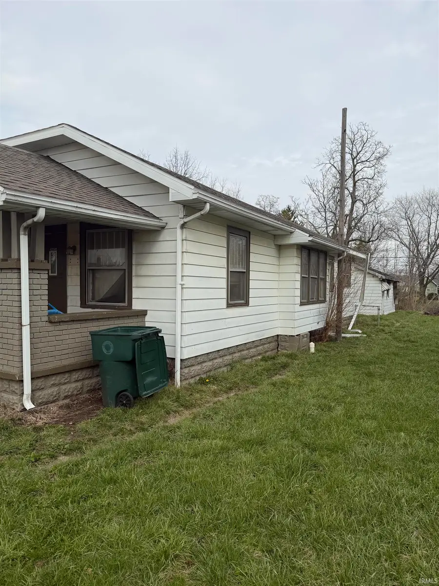 2408 S Mulberry Street, Muncie, IN 47302 - #2