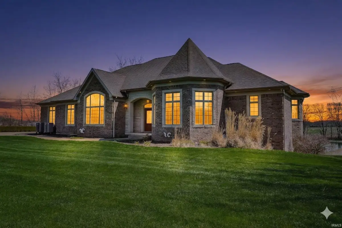 3496 S Sr 15 Road, Warsaw, IN 46580 - #1