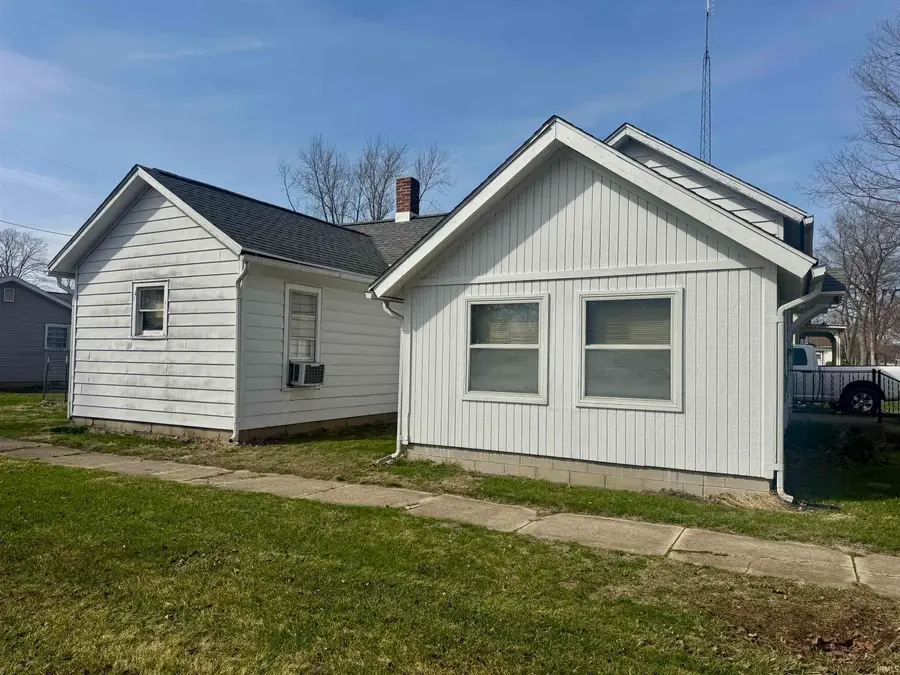 112 S Maple Street, North Manchester, IN 46962 - #2