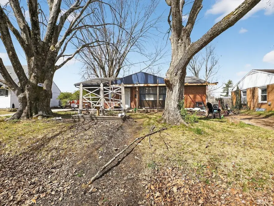 5012 Helmuth Avenue, Evansville, IN 47715 - #3