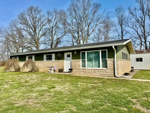 108 N Oak Street, Orleans, IN 47452