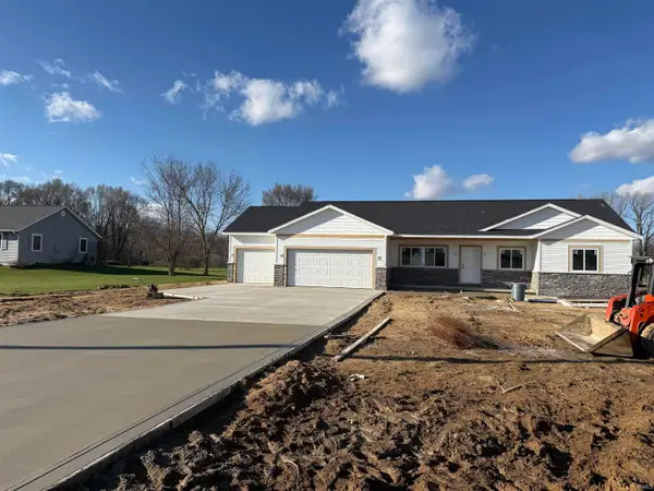 10073 Inwood Road, Osceola, IN 46561