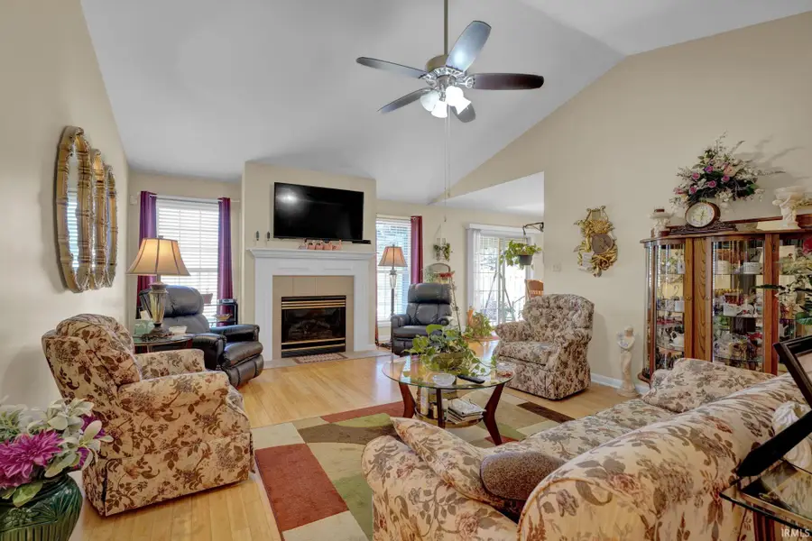 3314 Renee Dr. Common, Evansville, IN 47711 - #3