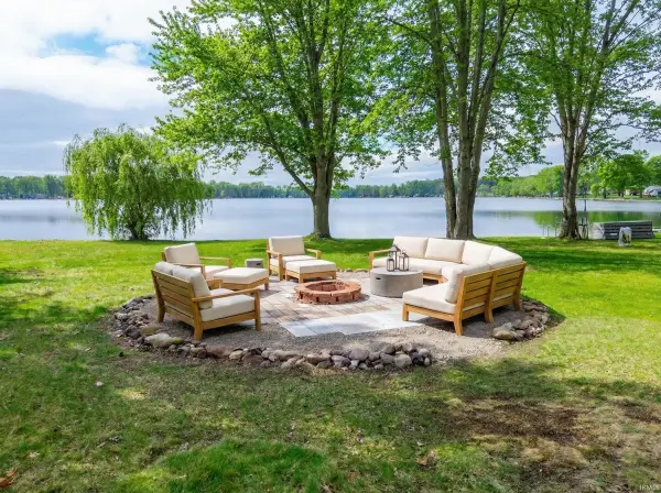 5120 E 100 S Road, Lagrange, IN 46761