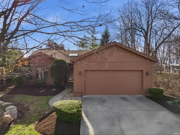 9715 Woodland Ridge East, Fort Wayne, IN 46804