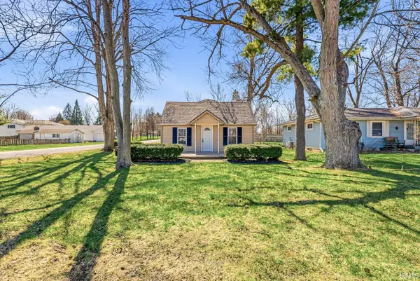 19598 Yoder Street, South Bend, IN 46614