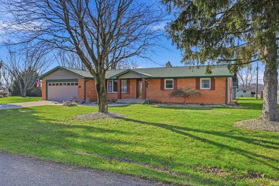 431 S Hardacre Court, New Castle, IN 47362 - #2