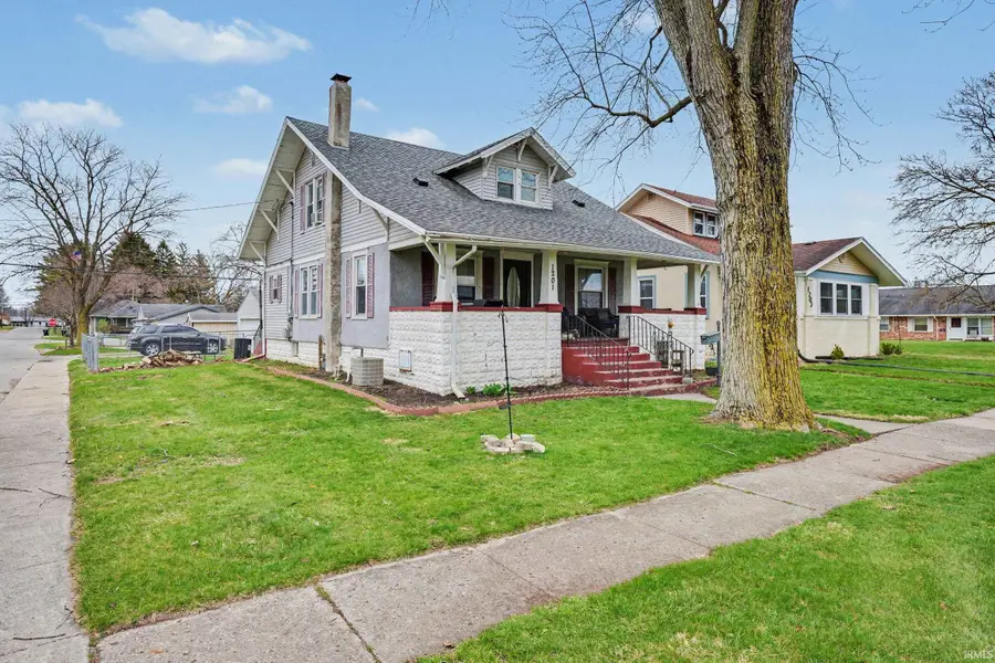 1201 S Cowen Street, Garrett, IN 46738 - #2