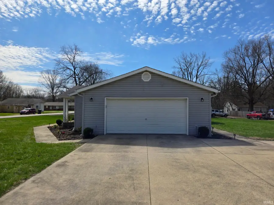 228 S Mound Street, Albany, IN 47320 - #2