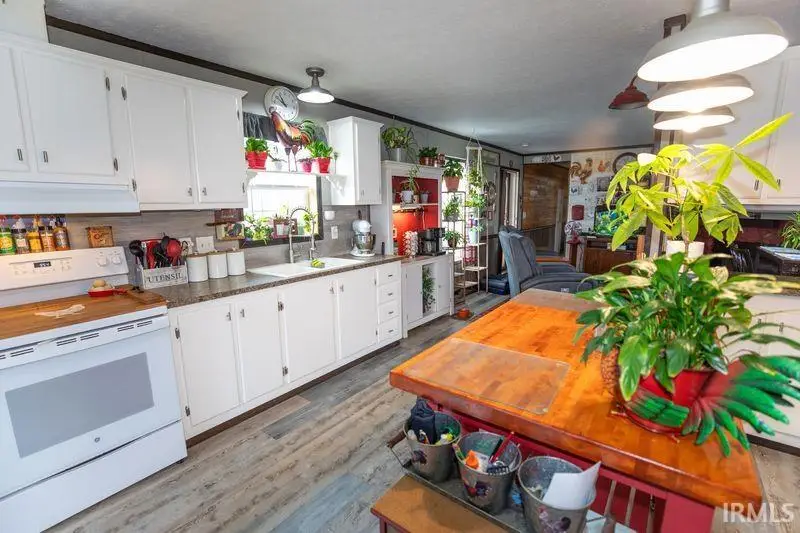 8839 E 75 N Road, Knox, IN 46534 - #2