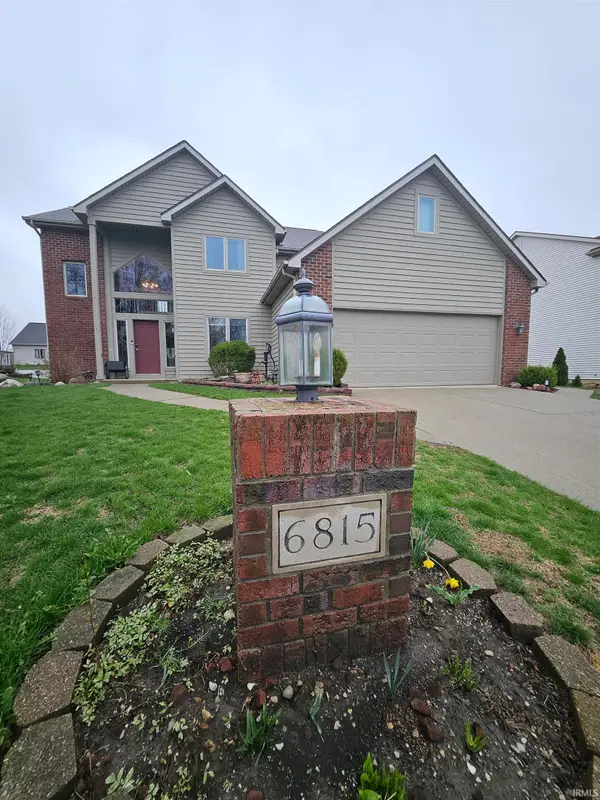 6815 Mapleton Drive, Fort Wayne, IN 46845