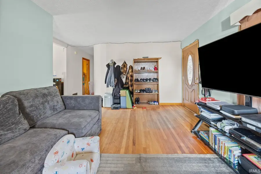 312 Debbie Lane, Williamsport, IN 47993 - #2