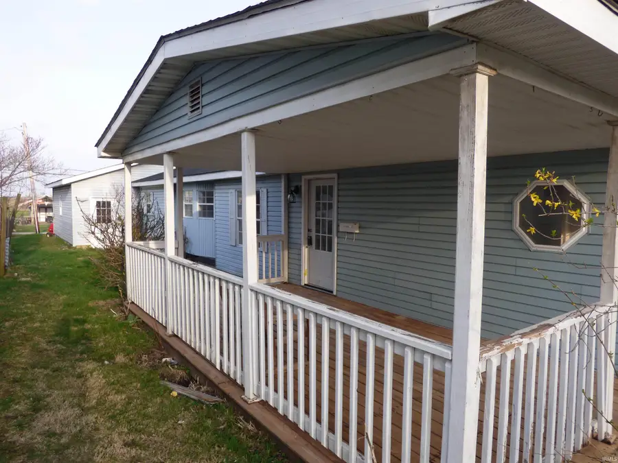 1140 Hawthorne Avenue, Frankfort, IN 46041 - #2