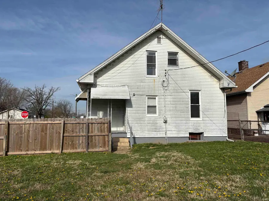 1101 N 3rd Avenue, Evansville, IN 47710 - #3