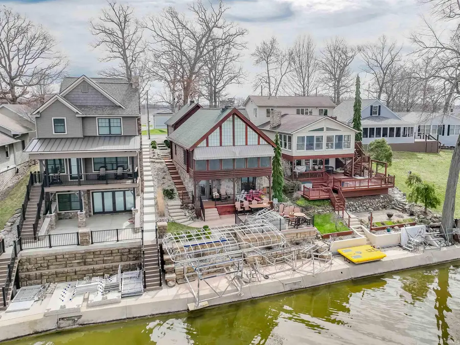 555 Lane 221b Hamilton Lake, Hamilton, IN 46742 - #2