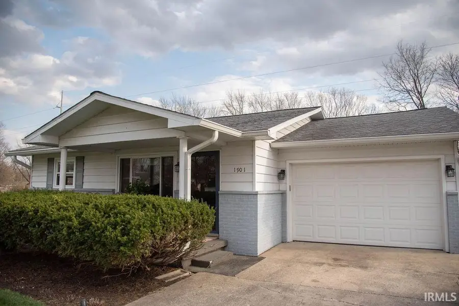 1901 E 14 Street, Muncie, IN 47302 - #2