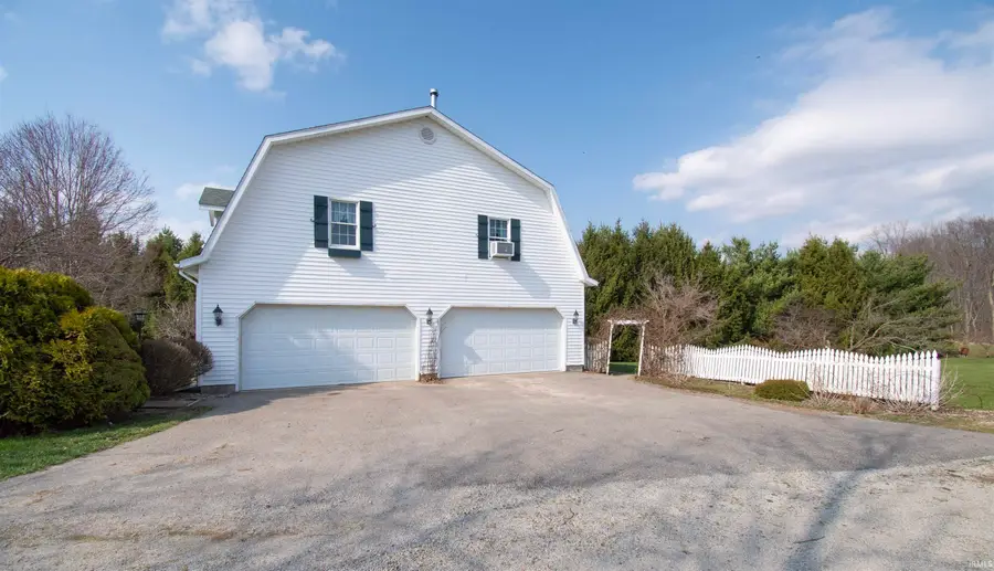 5435 S 550 E, Wolcottville, IN 46795 - #3