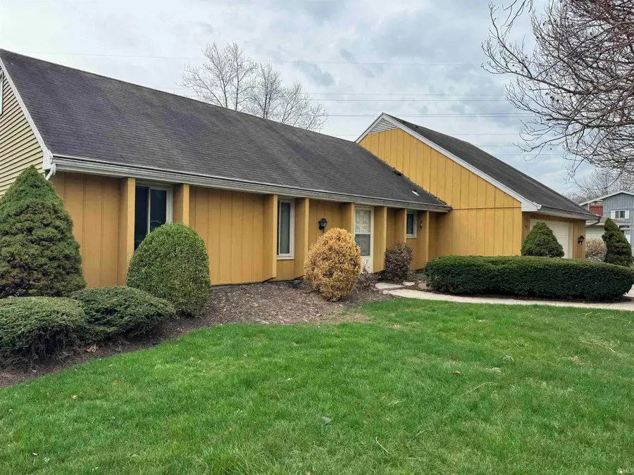 7602 Harcourt Drive, Fort Wayne, IN 46835 - #2