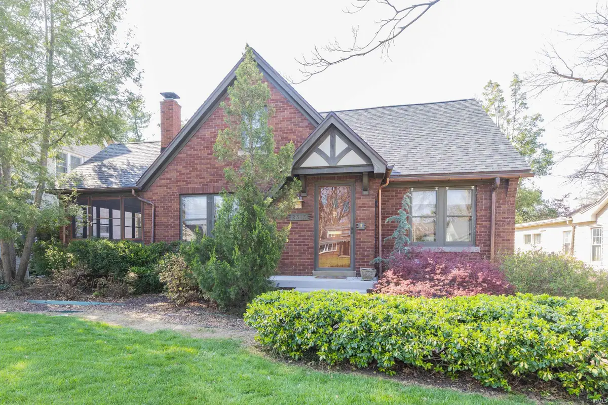 2315 E Mulberry Street, Evansville, IN 47714 - #1