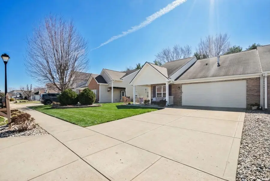 2848 Bridgestone Circle, Kokomo, IN 46902 - #2