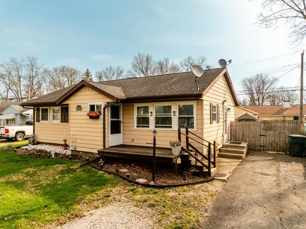 212 N Bittersweet Lane, Muncie, IN 47304