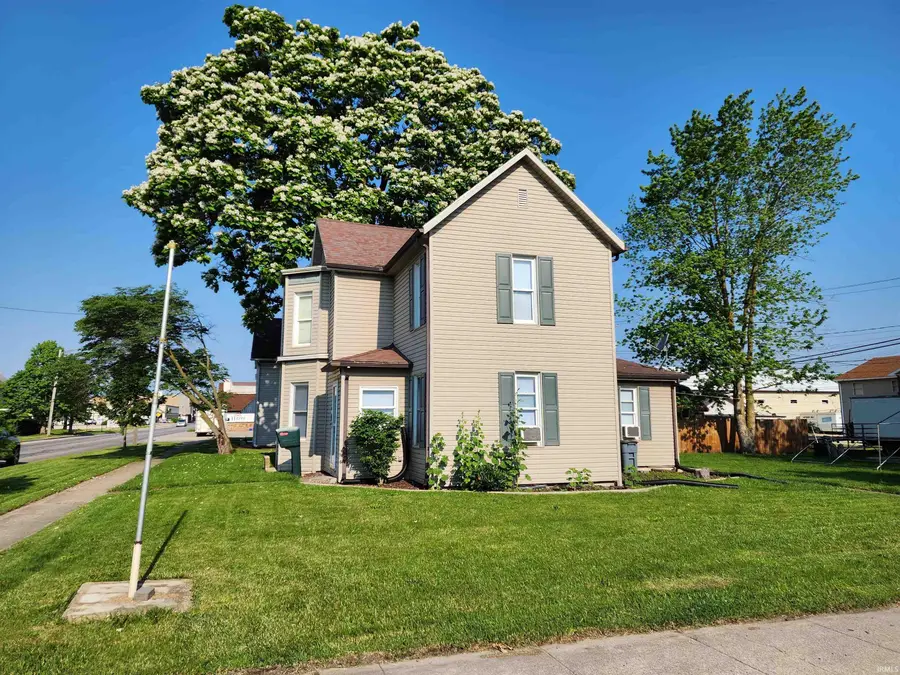 317 E Main Street, Berne, IN 46711 - #2