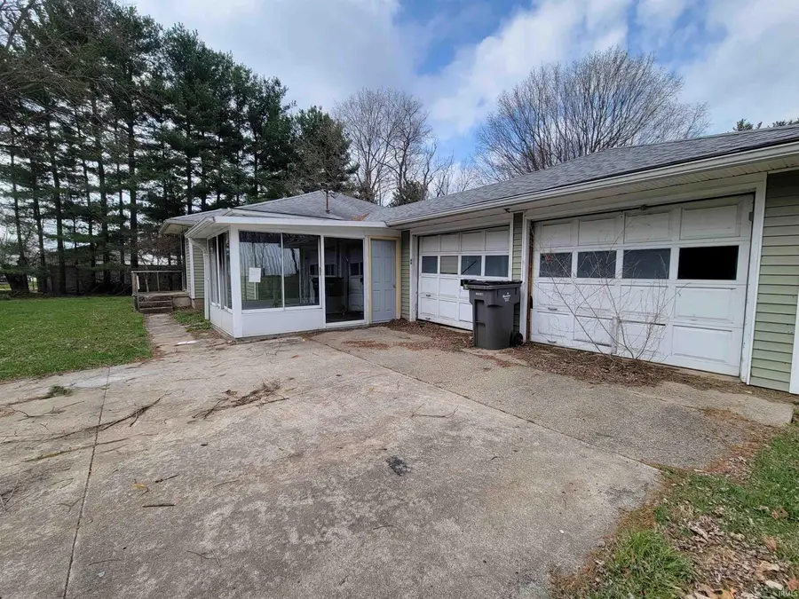 24713 Penwell Avenue, Elkhart, IN 46516 - #3