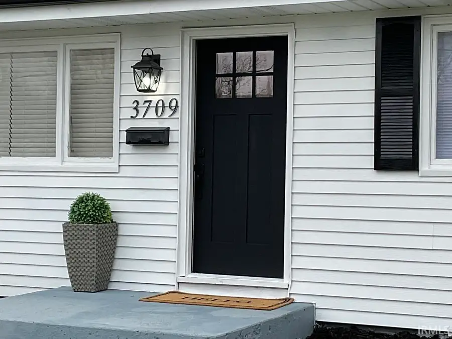 3709 Ardmore Trail, South Bend, IN 46628 - #2