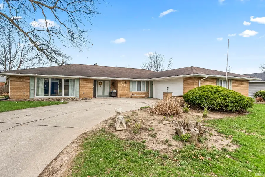 1426 Lakewood Drive, Fort Wayne, IN 46819 - #2