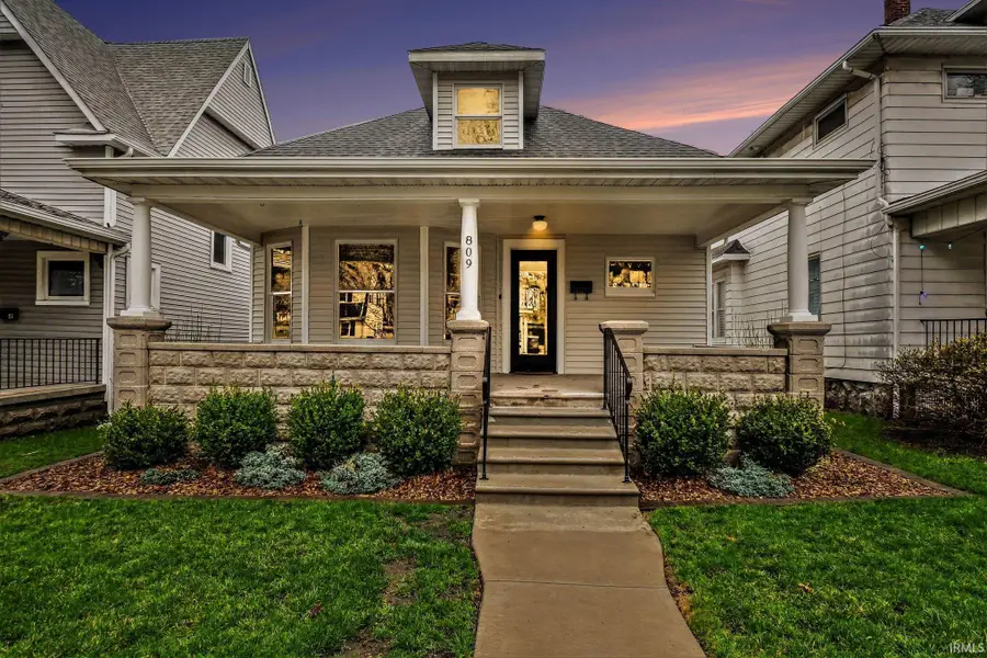 809 S 6th Street, Goshen, IN 46526 - #2