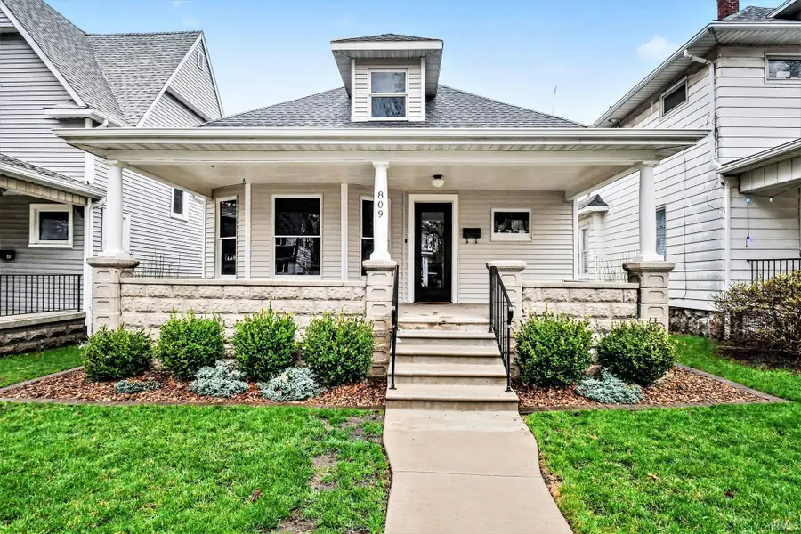 809 S 6th Street, Goshen, IN 46526 - #3