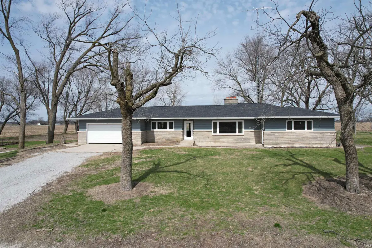 187 E 275 N, Reynolds, IN 47980 - #1