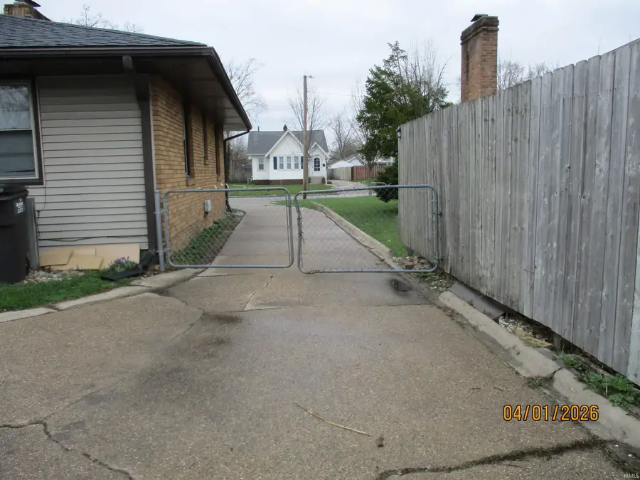 1225 Kilbourn Street, Elkhart, IN 46514 - #3