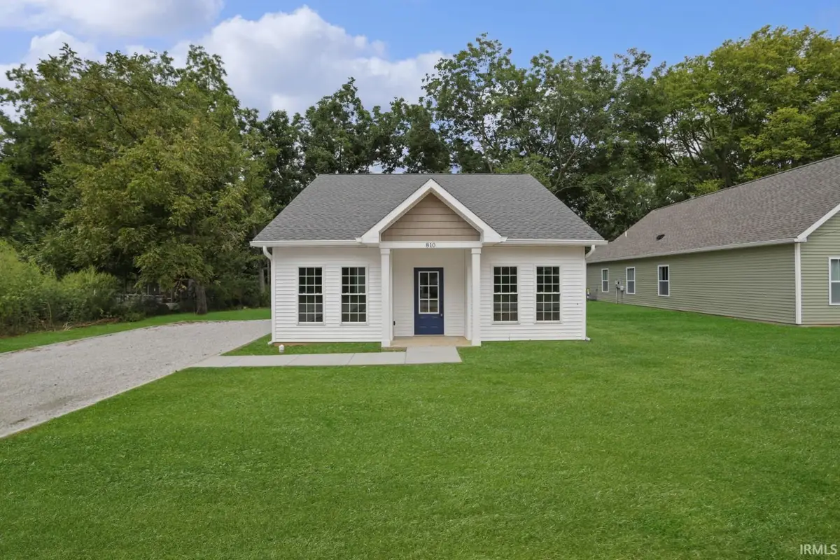 608 E Emerson Street, Princeton, IN 47670 - #1