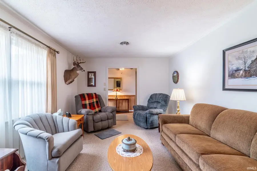 401 Meadow Lane, Hartford City, IN 47348 - #3