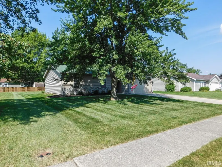 216 Columbian Avenue, Bluffton, IN 46714 - #3