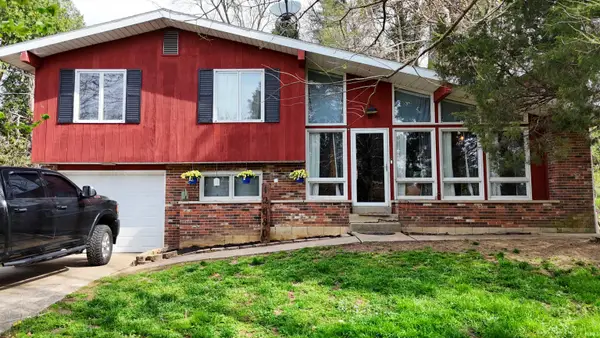 12680 Onyx Street, Branchville, IN 47514