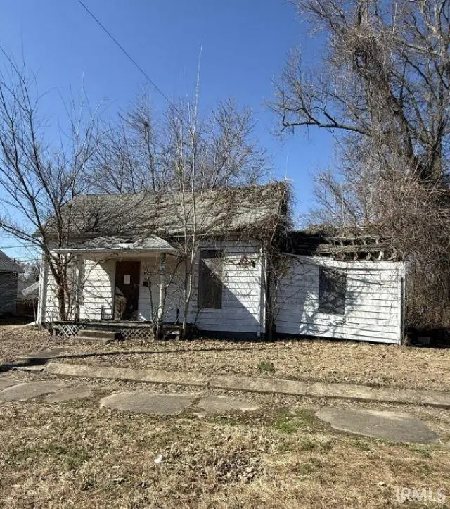 909 N Hart Street, Princeton, IN 47670 - #2
